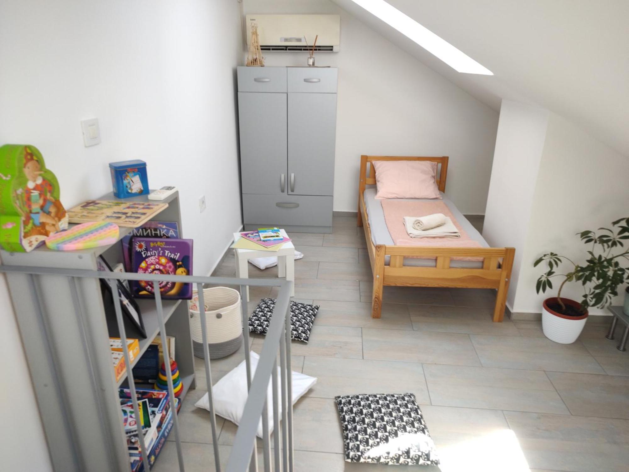 Twowheels Apartment - Apartment With Bicycles Novi Sad Buitenkant foto